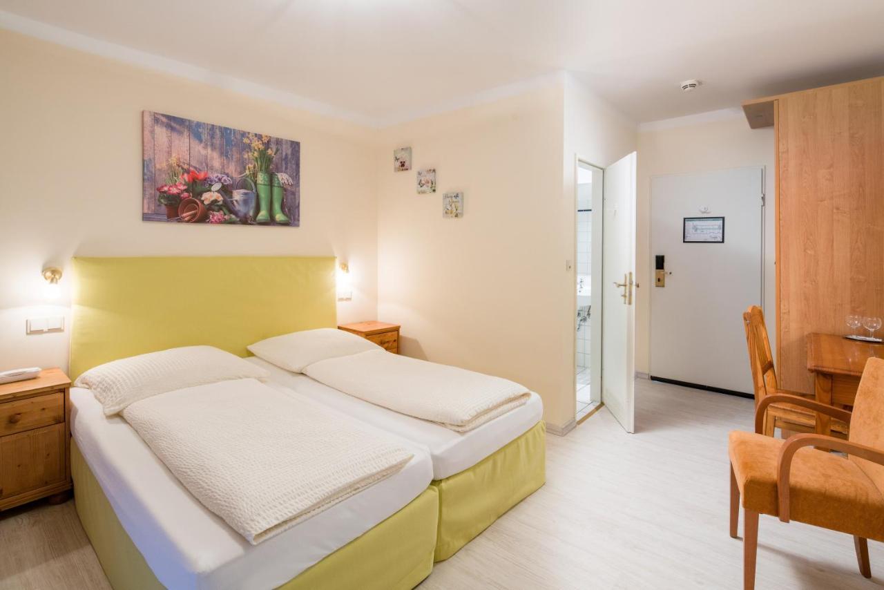 Niebueller Hof Hotel Kültér fotó